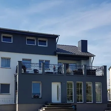 Mit Terrasse & Koblenz Appartement