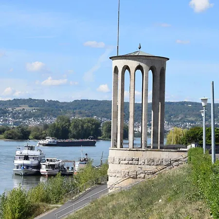 Appartement Mit Terrasse & Koblenz Neuwied