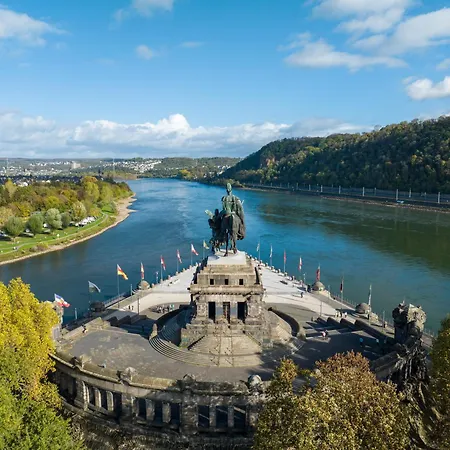 Appartement Mit Terrasse & Koblenz Neuwied
