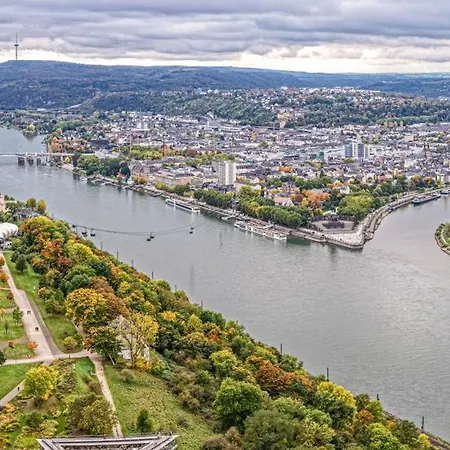 Mit Terrasse & Koblenz