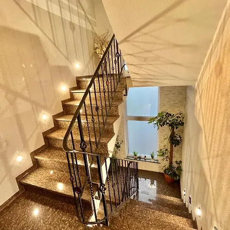 Mit Terrasse & Koblenz *