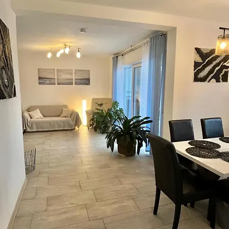 Appartement Mit Terrasse & Koblenz *