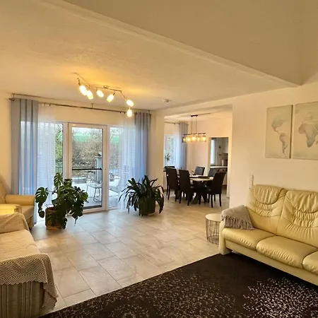 Appartement Mit Terrasse & Koblenz Neuwied