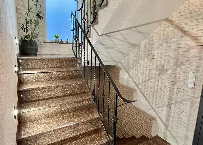 Mit Terrasse & Koblenz *