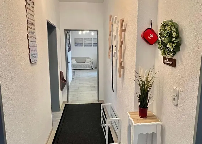 Mit Terrasse & Koblenz 아파트