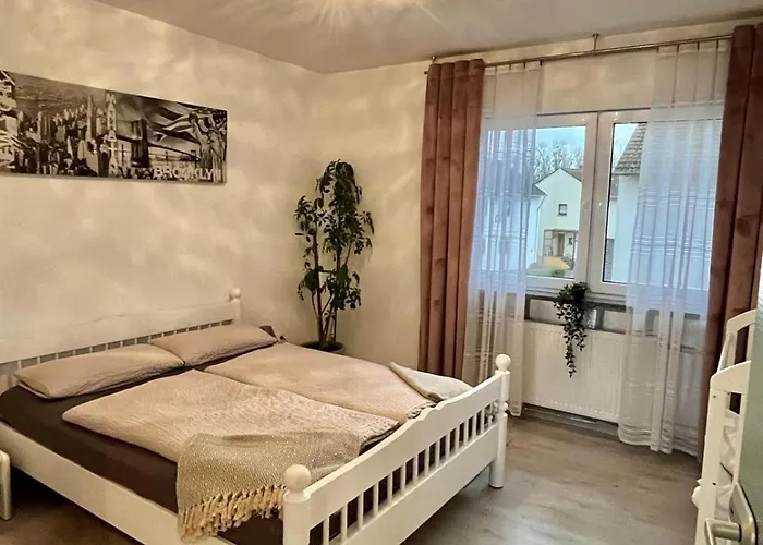 Mit Terrasse & Koblenz 노이비트